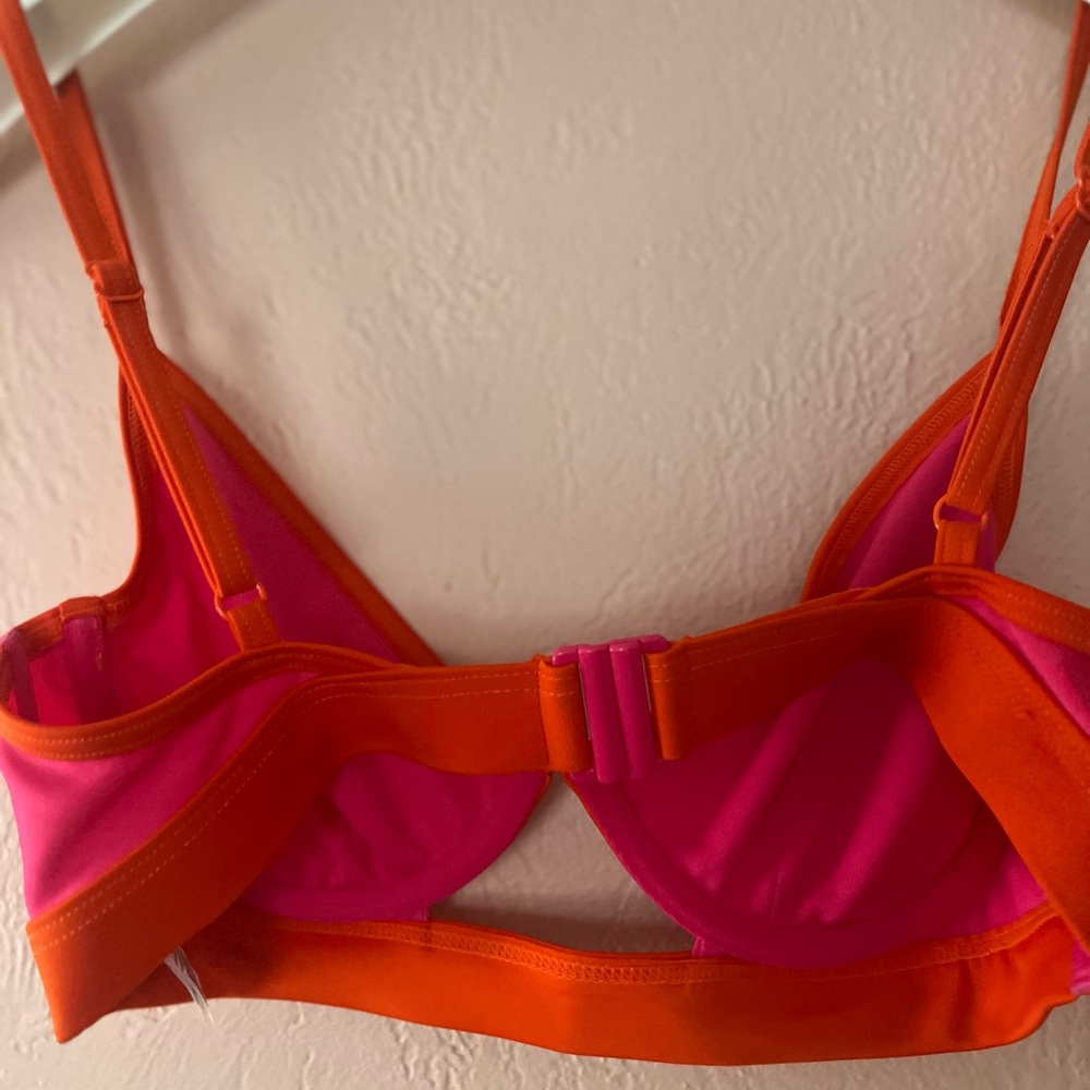 ASOS bikini top. - Picture 6 of 9